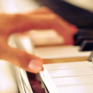 美女全身裸体视频
